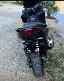 YAMAHA T MAX 560