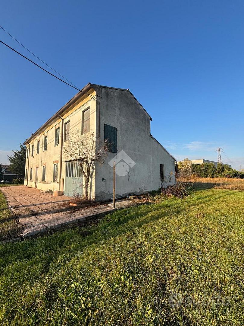 RUSTICO A SOLESINO - Altro
