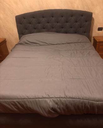 letto matrimoniale con contenitore .