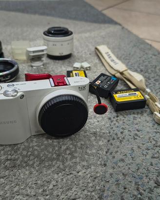 Samsung nx1000 + accessori