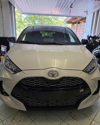 Toyota Yaris Hybrid Gr sport 