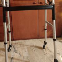 Carrello ausilio movimento per anziani e disabili