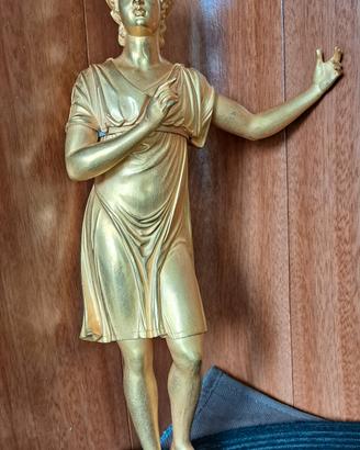scultura antica in bronzo dorato