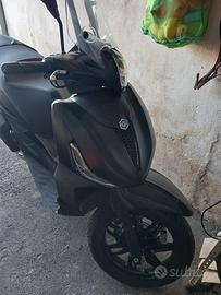 Piaggio beverly 400 2025