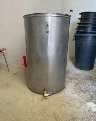 Botte 300lt in acciao completa