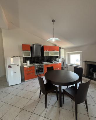 Appartamento semi ammobilato 70mq