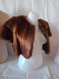 giacca vintage. pelliccia corta manica corta