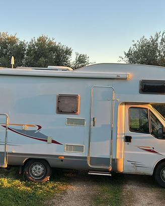 Camper Mansardato