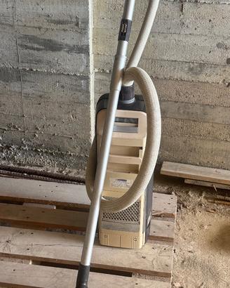 Aspirapolvere  electrolux