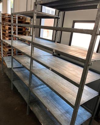 SCAFFALATURA IN ALLUMINIO