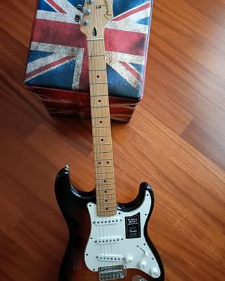 Fender Stratocaster (2022/2023)