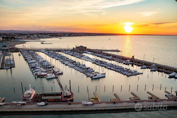 2 LOCALI A RIMINI