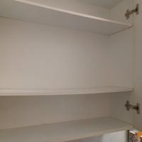 mobiletto da bagno laccato bianco