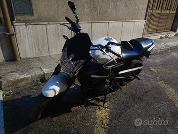 Yamaha Xj6 2009 