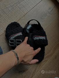 Ciabatte Balenciaga furry