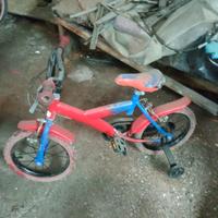 bici bambino con rotelle spider-man