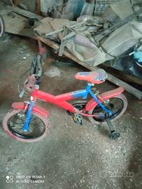 bici bambino con rotelle spider-man