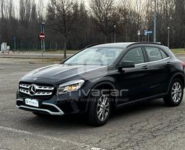 MERCEDES GLA 180 Executive