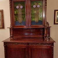 Credenza stile Liberty