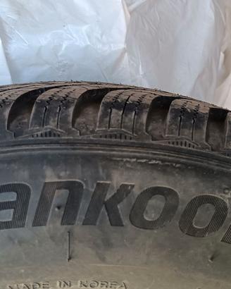 Pneumatici invernali Hankook 185/60 R15  84T