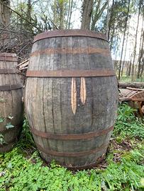 Botti in legno e metallo