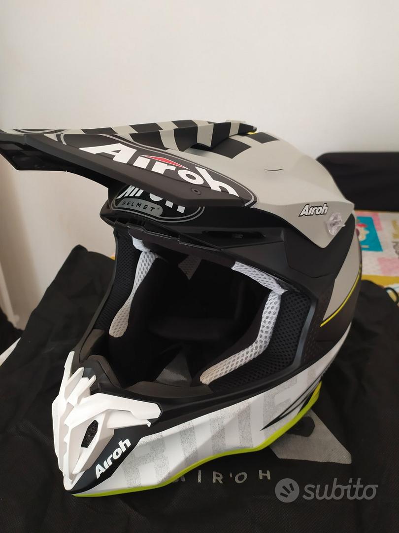 Casco Cross Airoh TWIST 2.0 Tech » Casa del Casco