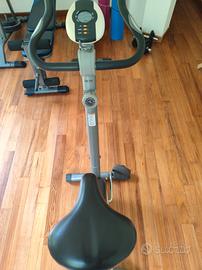 Cyclette Domyos bianca e nera 