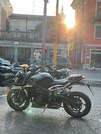 Triumph Street Triple - 2022