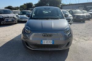Fiat 500 500e Berlina 42 kWh Passion