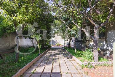 264Mq+Giardino 200 Mq+Terrazza 264 Mq