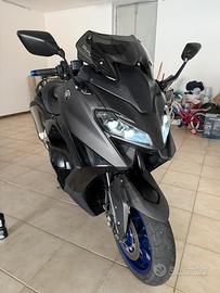 Tmax 560