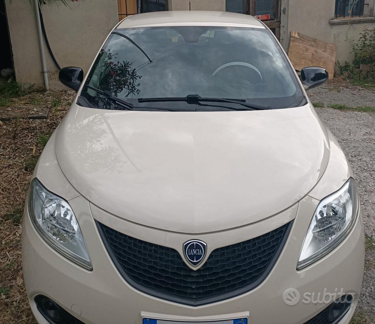 Lancia Ypsilon 2019 photo 2