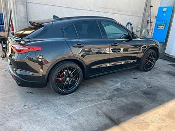 Stelvio Q4 210 cv