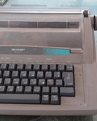 macchina da scrivere elettrica