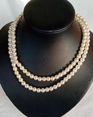 Collana lunga vintage con perle di vetro 