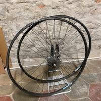 Coppia di ruote vintage da copertoncino