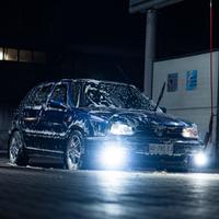 GOLF 3 1.6 Pink Floyd