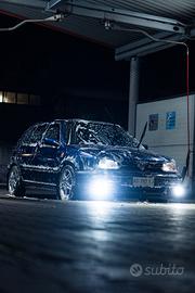 GOLF 3 1.6 Pink Floyd