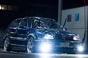 GOLF 3 1.6 Pink Floyd