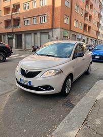 Lancia Ypsilon 2016 1.2 69 cv 51 kw