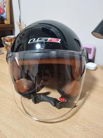Casco LS2 nero con visiera trasparente
