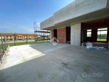 4 LOCALI A COLOGNO AL SERIO