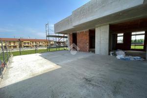 4 LOCALI A COLOGNO AL SERIO