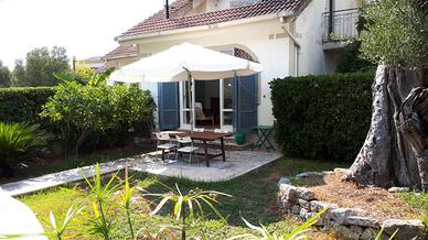 Casetta con giardino a Villammare Vibonati
