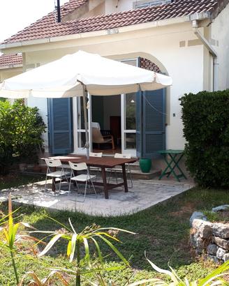 Casetta con giardino a Villammare Vibonati
