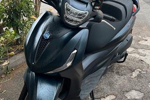 Beverly 300 Hpe