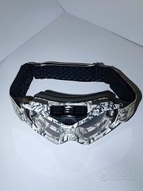 Mascherina protettiva da cross + camera 1080 HD