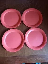 Set di piatti Tupperware 