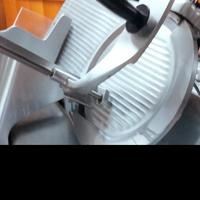 Affettatrice professionale 380w – Lama 350 