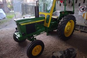 Trattore John Deere 2030 LS